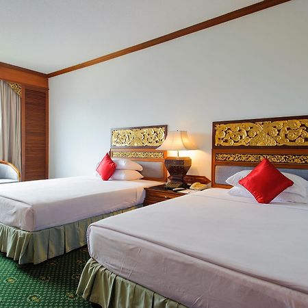 The Park Hotel, Чиангмай Экстерьер фото