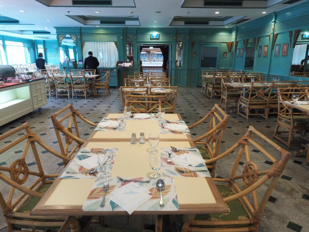 The Park Hotel, Чиангмай Экстерьер фото