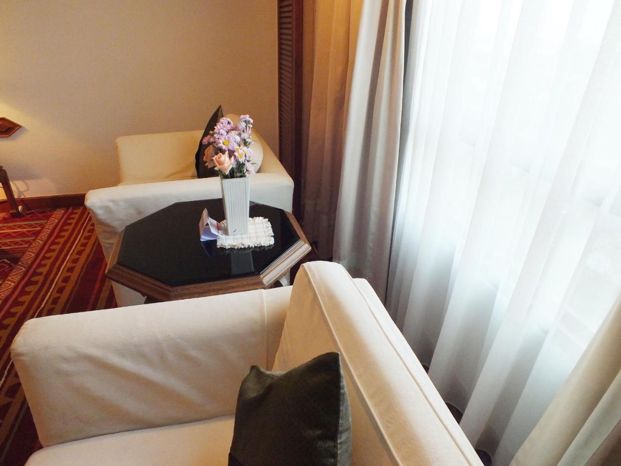 The Park Hotel, Чиангмай Экстерьер фото